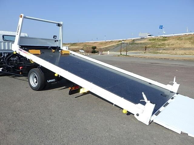 三菱ふそうキャンターセーフティローダー小型（2t・3t）[写真11]