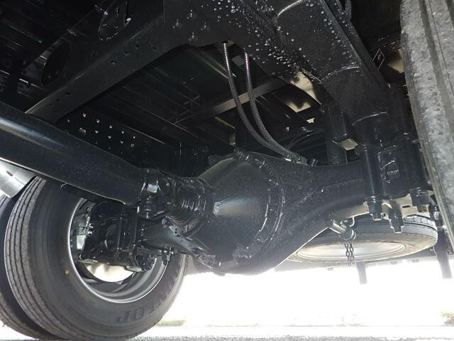 三菱ふそうキャンターセーフティローダー小型（2t・3t）[写真21]