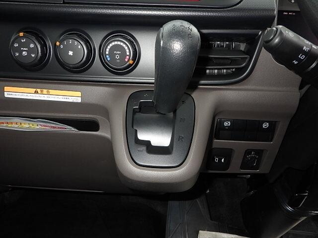 三菱ふそうキャンターセーフティローダー小型（2t・3t）[写真26]