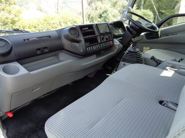 日野デュトロセーフティローダー小型（2t・3t）[写真29]