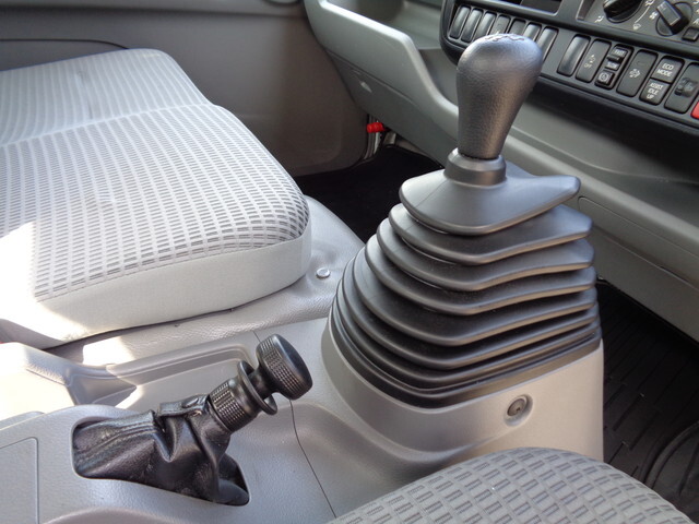 日野デュトロセーフティローダー小型（2t・3t）[写真36]