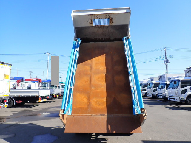 三菱ふそうキャンターダンプ小型（2t・3t）[写真12]