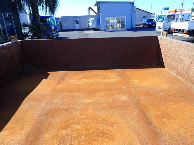 三菱ふそうキャンターダンプ小型（2t・3t）[写真18]