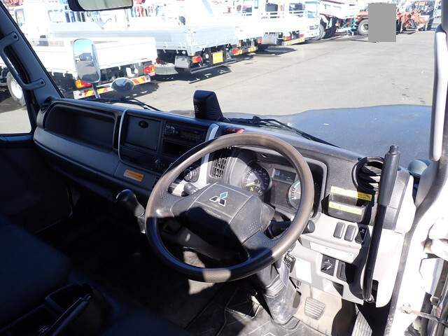 三菱ふそうキャンターダンプ小型（2t・3t）[写真31]