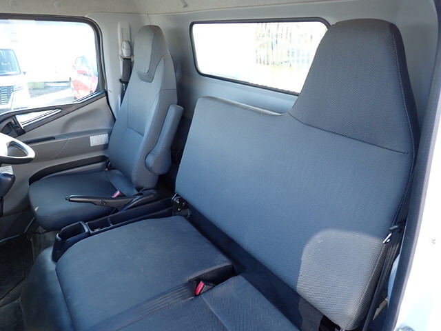 三菱ふそうキャンターダンプ小型（2t・3t）[写真36]