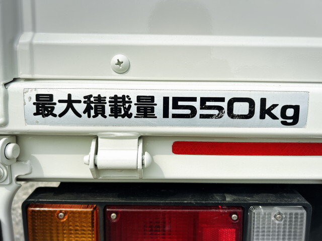 いすゞエルフ平ボディ小型（2t・3t）[写真11]