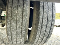 いすゞエルフ平ボディ小型（2t・3t）[写真15]