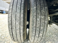 いすゞエルフ平ボディ小型（2t・3t）[写真16]