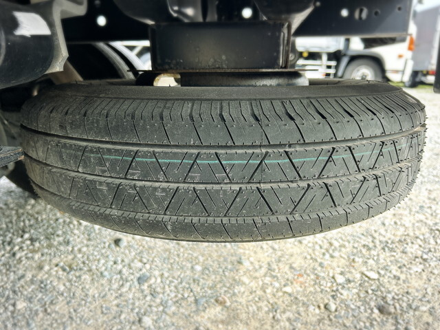 いすゞエルフ平ボディ小型（2t・3t）[写真16]