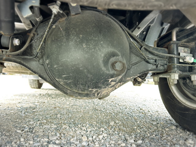 いすゞエルフ平ボディ小型（2t・3t）[写真21]