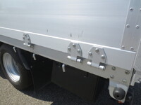 トヨタトヨエースアルミブロック小型（2t・3t）[写真17]