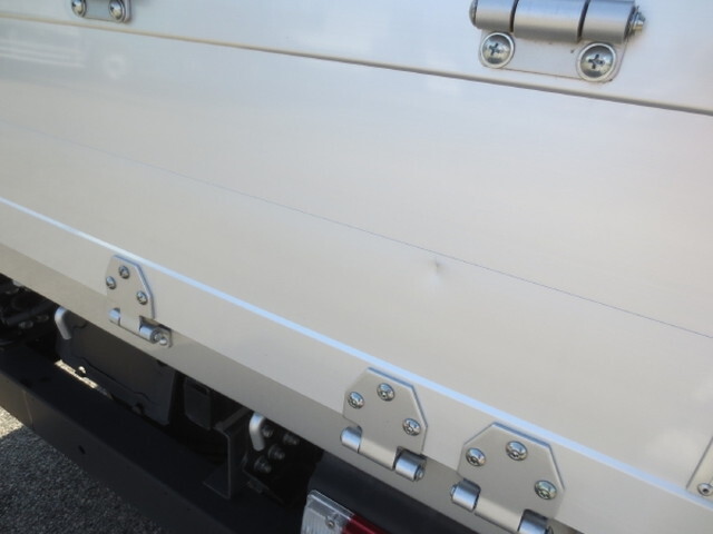 トヨタトヨエースアルミブロック小型（2t・3t）[写真18]