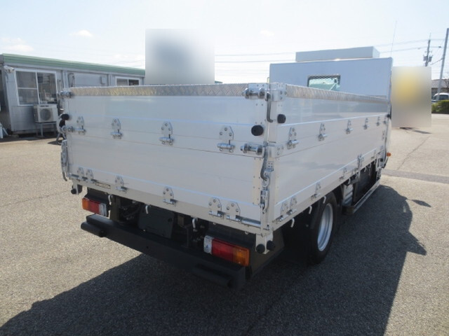 トヨタトヨエースアルミブロック小型（2t・3t）[写真02]