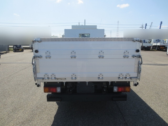 トヨタトヨエースアルミブロック小型（2t・3t）[写真06]