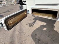 いすゞエルフパッカー車（塵芥車）小型（2t・3t）[写真11]