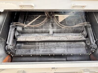 いすゞエルフパッカー車（塵芥車）小型（2t・3t）[写真13]