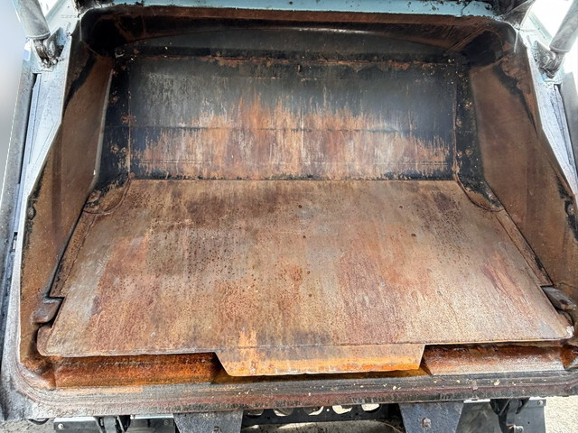 いすゞエルフパッカー車（塵芥車）小型（2t・3t）[写真15]