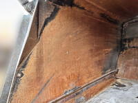 いすゞエルフパッカー車（塵芥車）小型（2t・3t）[写真22]