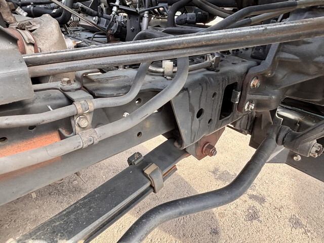 いすゞエルフパッカー車（塵芥車）小型（2t・3t）[写真25]