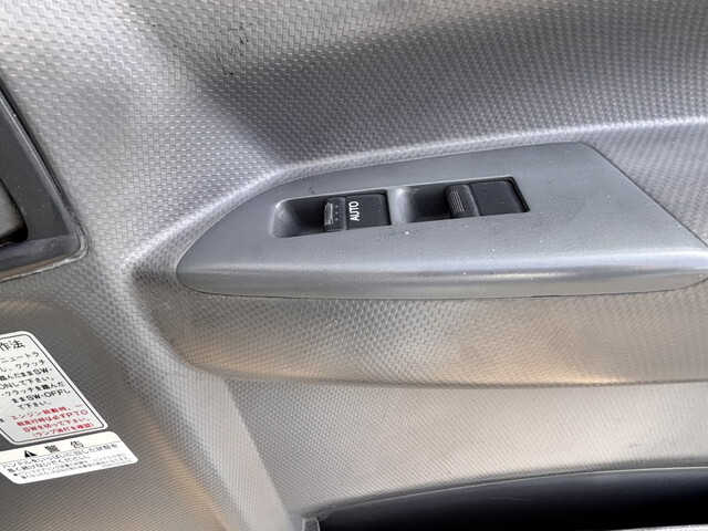 いすゞエルフパッカー車（塵芥車）小型（2t・3t）[写真32]