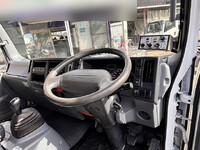 いすゞエルフパッカー車（塵芥車）小型（2t・3t）[写真34]