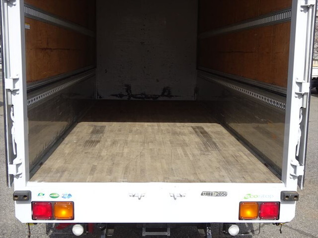 いすゞフォワードアルミウイング中型（4t）[写真11]