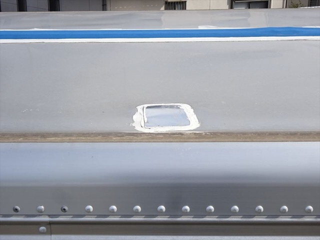 いすゞフォワードアルミウイング中型（4t）[写真14]