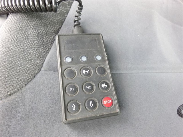 いすゞフォワードアルミウイング中型（4t）[写真24]