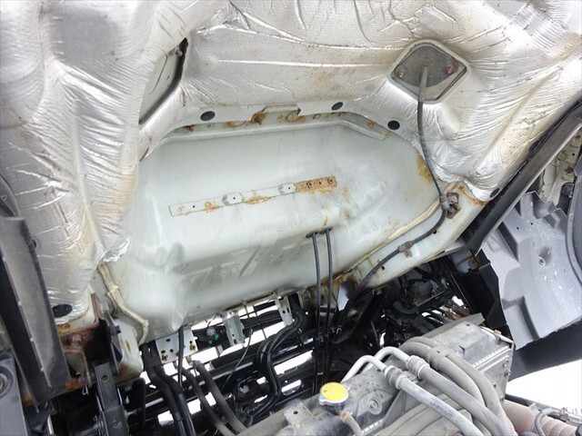 いすゞフォワードアルミウイング中型（4t）[写真35]