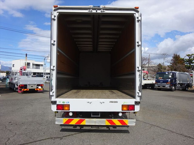 いすゞフォワードアルミウイング中型（4t）[写真07]