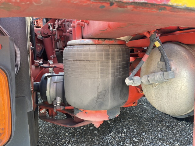 日野プロフィアトレーラーヘッド（トラクターヘッド）大型（10t）[写真13]