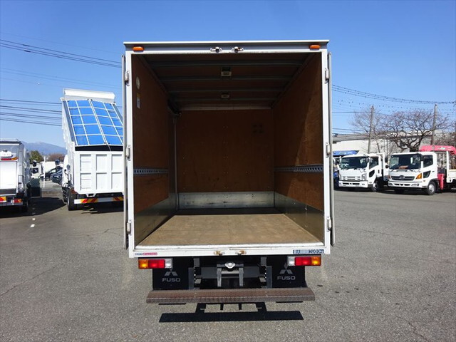 三菱ふそうキャンターアルミバン小型（2t・3t）[写真05]
