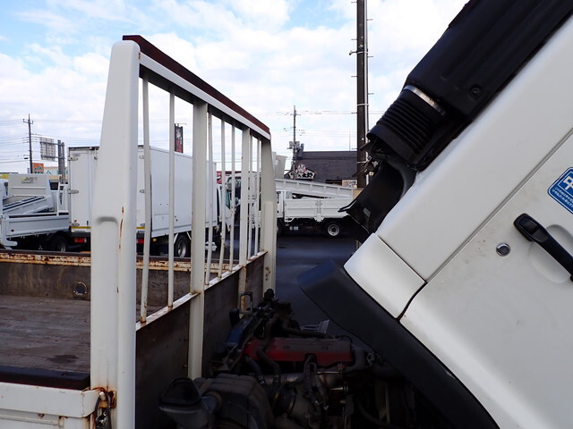 日野レンジャー平ボディ中型（4t）[写真21]