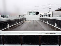 三菱ふそうファイター平ボディ中型（4t）[写真13]