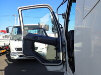 三菱ふそうファイター平ボディ中型（4t）[写真34]