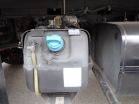 三菱ふそうキャンタークレーン4段小型（2t・3t）[写真13]