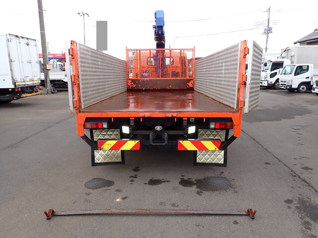 三菱ふそうキャンタークレーン4段小型（2t・3t）[写真17]