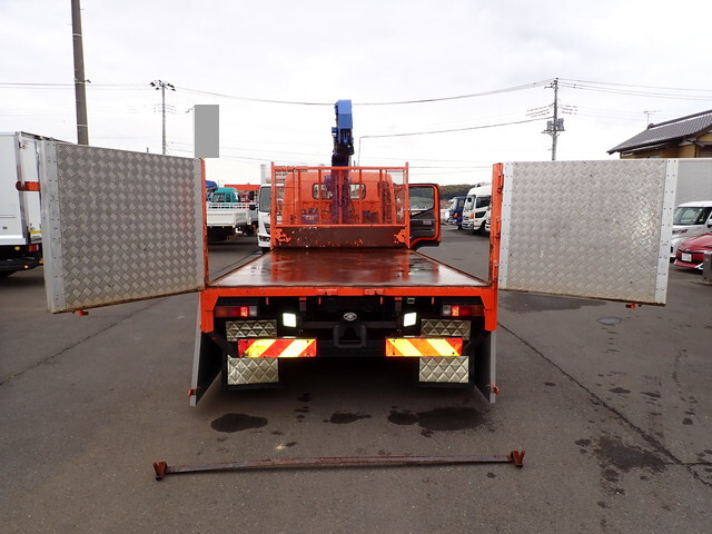 三菱ふそうキャンタークレーン4段小型（2t・3t）[写真18]