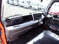 三菱ふそうキャンタークレーン4段小型（2t・3t）[写真36]