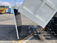 日野レンジャー深ダンプ（土砂禁ダンプ）中型（4t）[写真16]