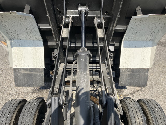 日野レンジャー深ダンプ（土砂禁ダンプ）中型（4t）[写真23]