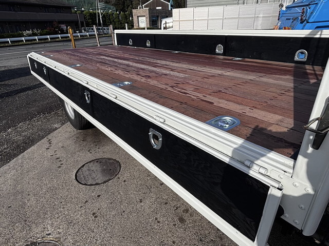 日野レンジャークレーン4段中型（4t）[写真10]