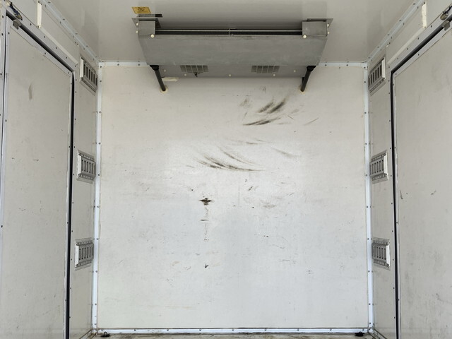 三菱ふそうキャンター冷凍車（冷蔵車）小型（2t・3t）[写真16]