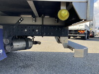 三菱ふそうキャンター冷凍車（冷蔵車）小型（2t・3t）[写真25]