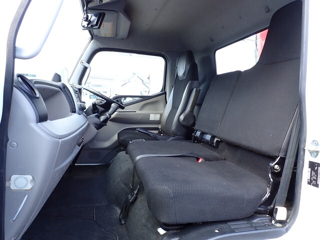 三菱ふそうキャンタークレーン3段小型（2t・3t）[写真33]