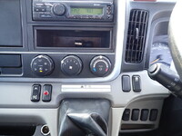 三菱ふそうキャンタークレーン3段小型（2t・3t）[写真38]