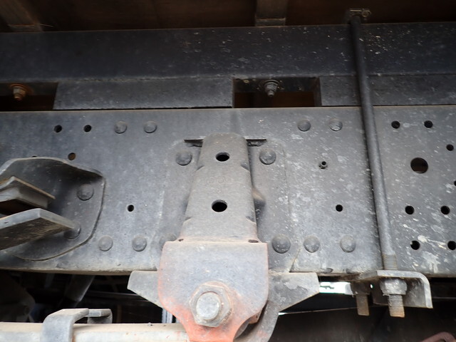 マツダタイタンクレーン4段小型（2t・3t）[写真10]