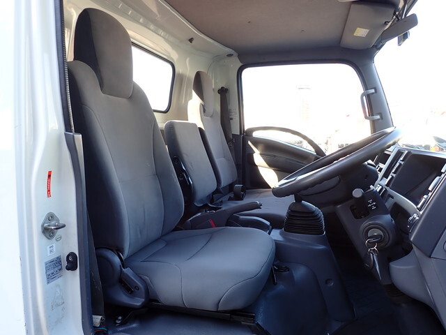 マツダタイタンクレーン4段小型（2t・3t）[写真29]