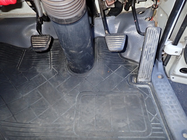 マツダタイタンクレーン4段小型（2t・3t）[写真35]