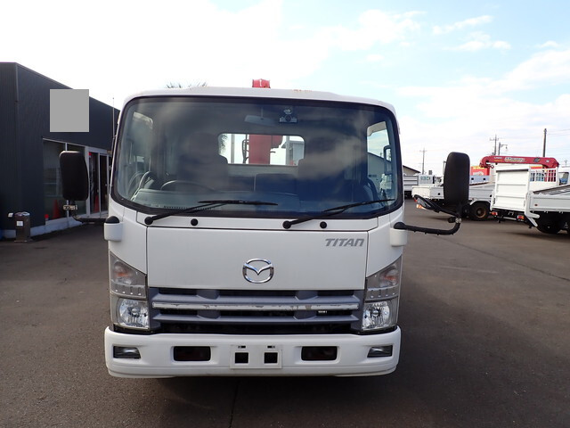 マツダタイタンクレーン4段小型（2t・3t）[写真04]